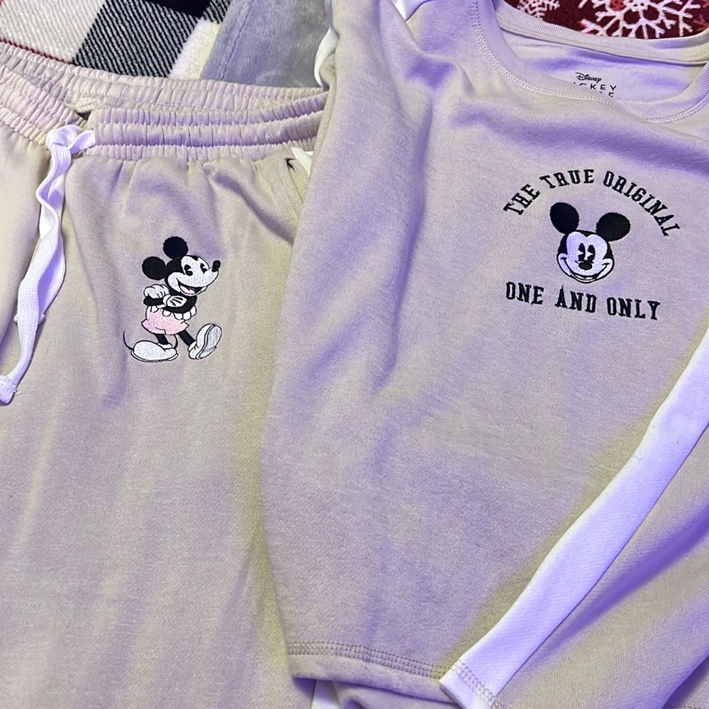 Disney Mickey Mouse sweatsuit set